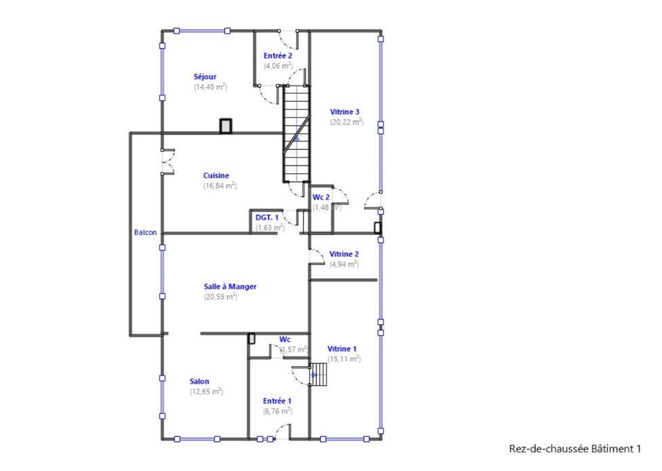 Immeuble 246m2 sur 5,82m2.