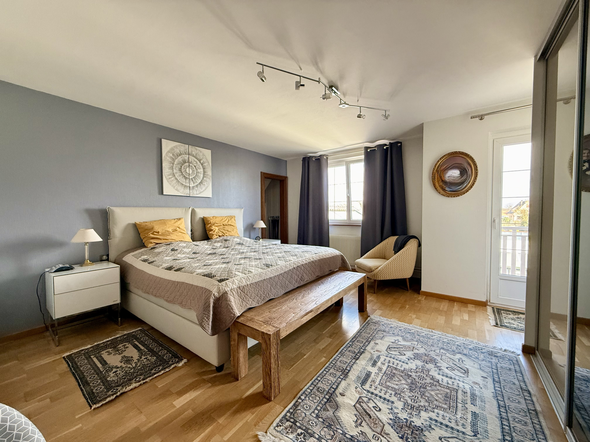 A saisir , belle maison 7 pièces sur 16 ares de terrain.