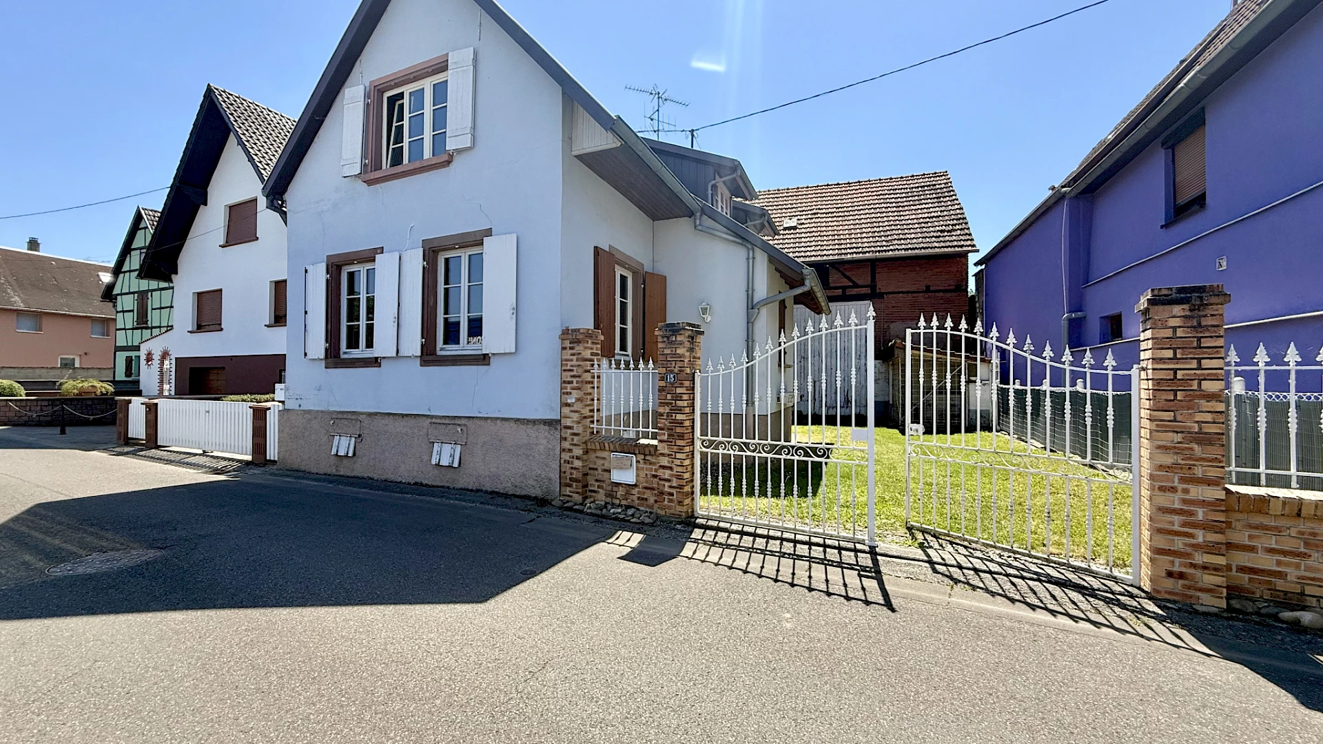 GEUDERTHEIM , Maison 5 pièces de 125 m2 avec grange et jardin sur 4,88 ares