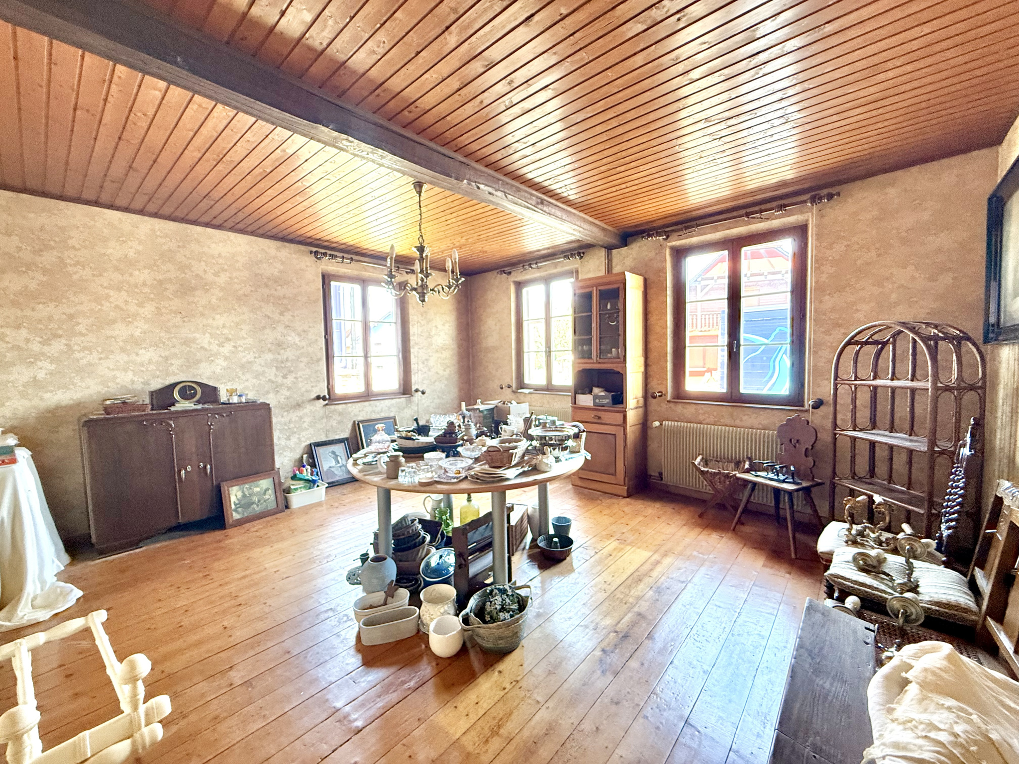 GEUDERTHEIM , Maison 5 pièces de 125 m2 avec grange et jardin sur 4,88 ares