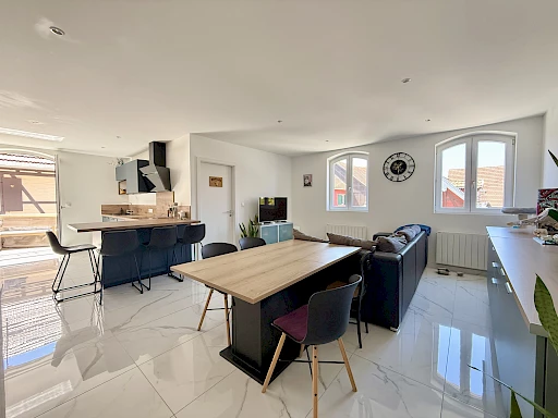 Superbe appartement 4 pièces lumineux de 92,7 m2 + parkings