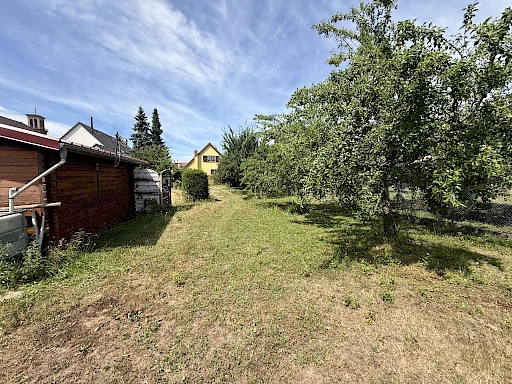À saisir à Mundolsheim   Maison 6 pièces de 137 m2 habitables sur terrain verdoyant de 16,45 ares avec piscine