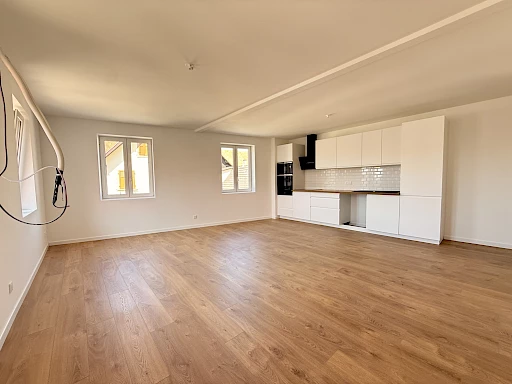 Hoerdt, Beau F3 de 76m2 + 45m2 de combles. - 2