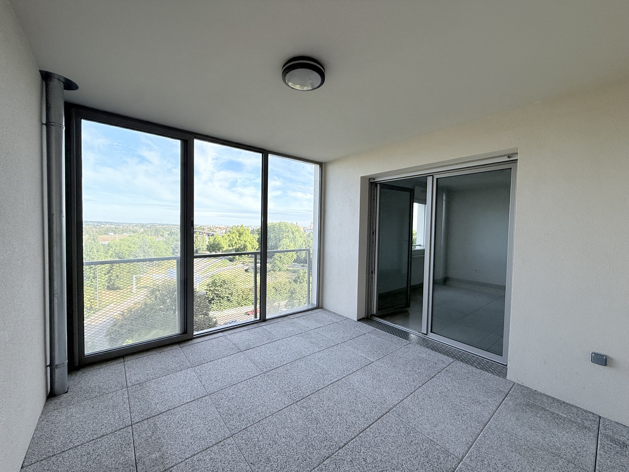 A saisir Beau F3 + loggia, cave .