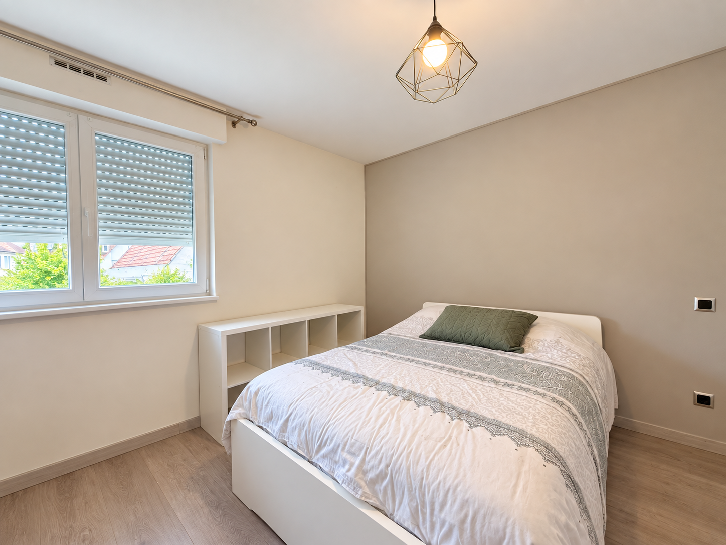 HAGUENAU, À SAISIR, APPARTEMENT 4-5 PIÈCES DE 97 M2 AVEC TERRASSE ET GARAGE