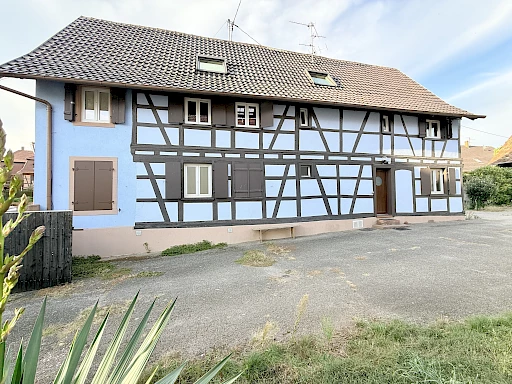 Weyersheim , Immeuble de rapport avec 3 appartements 247 m2