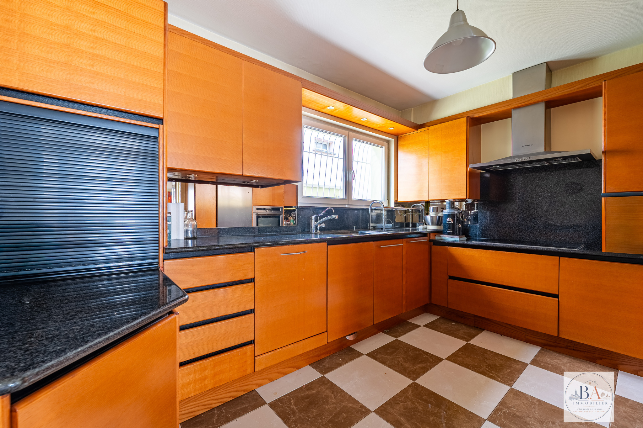 Maison de caractère 158M2 + Cour + Garage