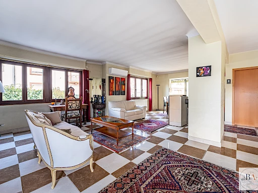 Maison de caractère 158M2 + Cour + Garage